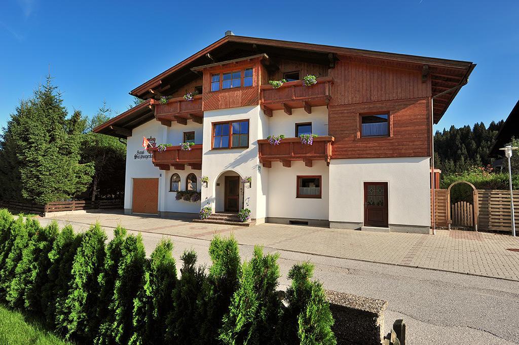 Haus Salzburgerland Hotel Алтенмаркт им Понгау Екстериор снимка